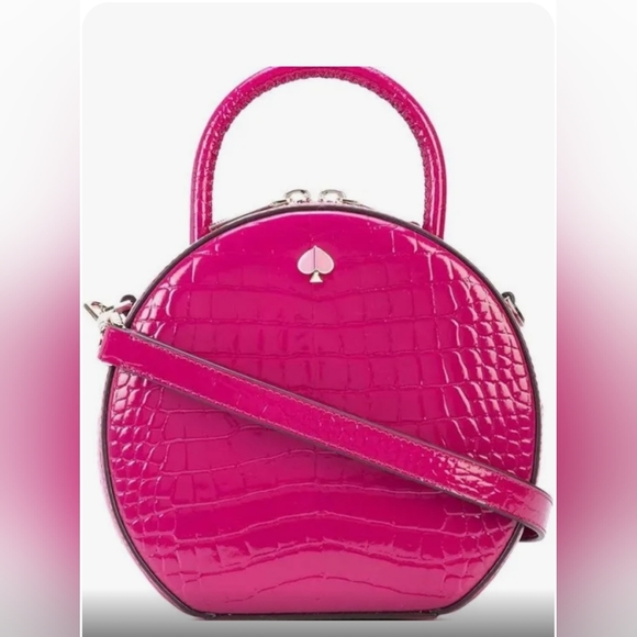 kate spade Handbags - EUC Kate Spade Canteen Crossbody Bag